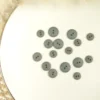 Bouton mat polyester Gris
