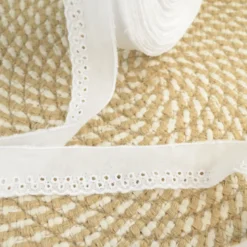 Broderie Anglaise blanche Florentine - 25mm