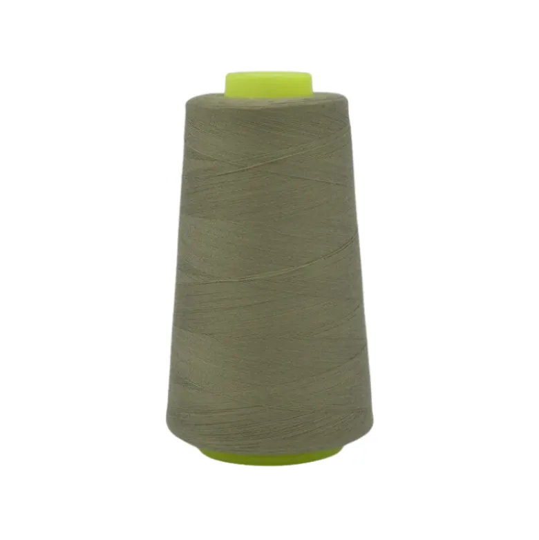 Cône de fil à coudre 100% polyester Vert kaki - 3000 yards