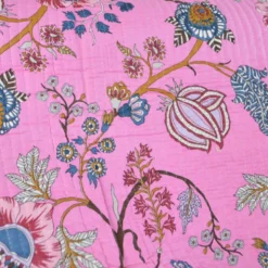Coton matelassée Bloom motif fleurs Indienne rose