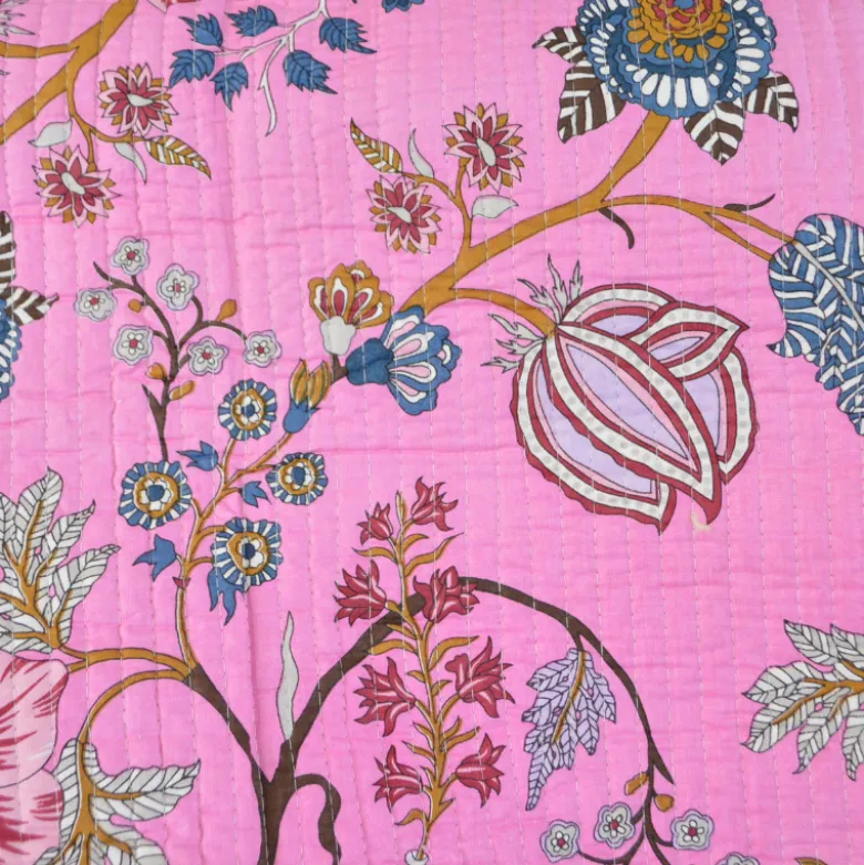Coton matelassée Bloom motif fleurs Indienne rose