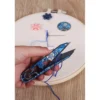 Coupe fils fleuri bleu de 11cm - Par Hobby Gift Create