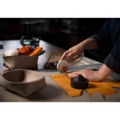 Cutter rotatif Fiskars 2 en 1 lames 45 mm et 60 mm