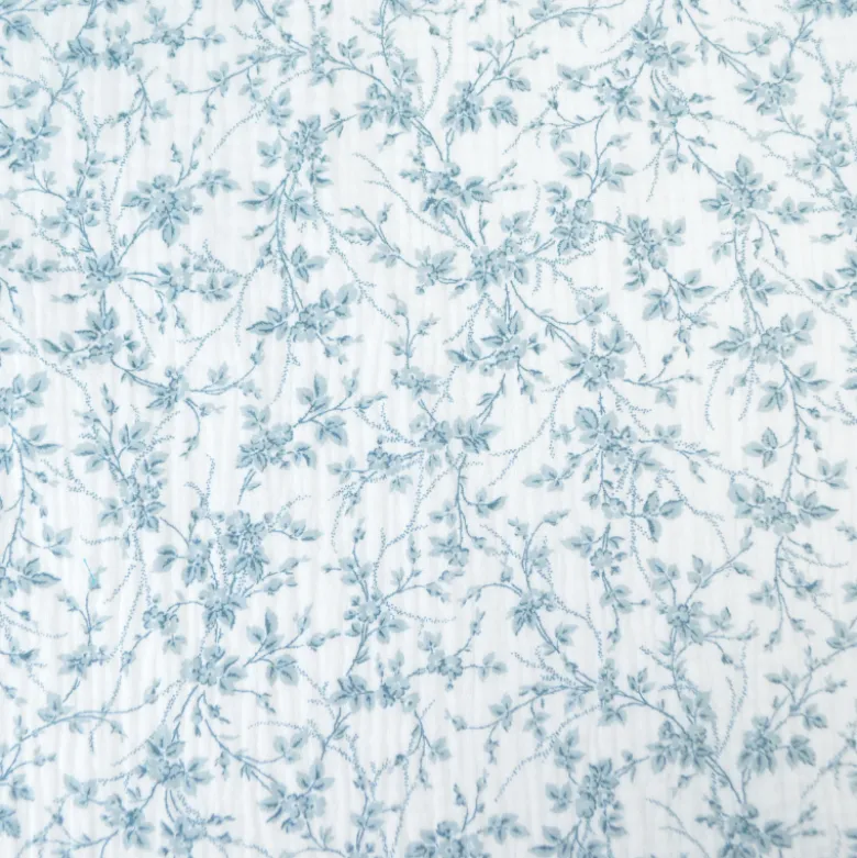 Double gaze de coton Bio & OEKO TEX Jeannine motifs fleurs bleues Bridgerton