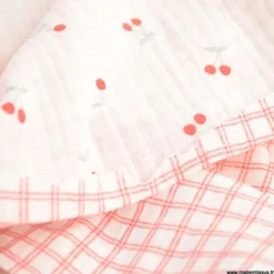 Double gaze de coton Bio réversible motif cerises rouges et carreaux fond blanc