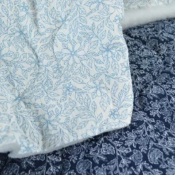 Double gaze matelassée motif fleur d'inspi Indienne Bleu