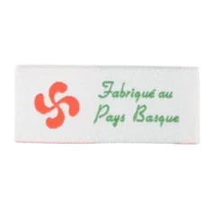 Etiquette tissée à coudre message "Fabriqué au Pays Basque" 20x45mm