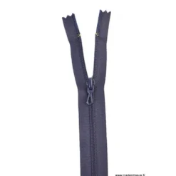 Fermeture éclair en nylon. col 570 Bleu Marine