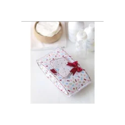 Livre PREMIER TROUSSEAU DE BEBE A COUDRE - UN PETIT BOUT DE FIL