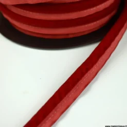 Passepoil velours 16mm coloris Rouge pour l'ameublement
