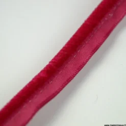 Passepoil velours 3.5mm coloris Fuchsia pour l'ameublement