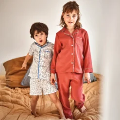 Patron pochette Pyjama Budapest Kids by Ikatee pour enfants du 3 au 12 ans