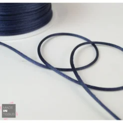 Queue de rat au mètre 2mm coloris Bleu Marine