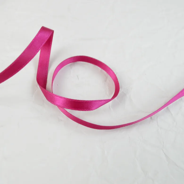 Ruban satin rose fuchsia - 6 mm