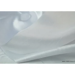 Satin doupion duchesse polyester blanc .