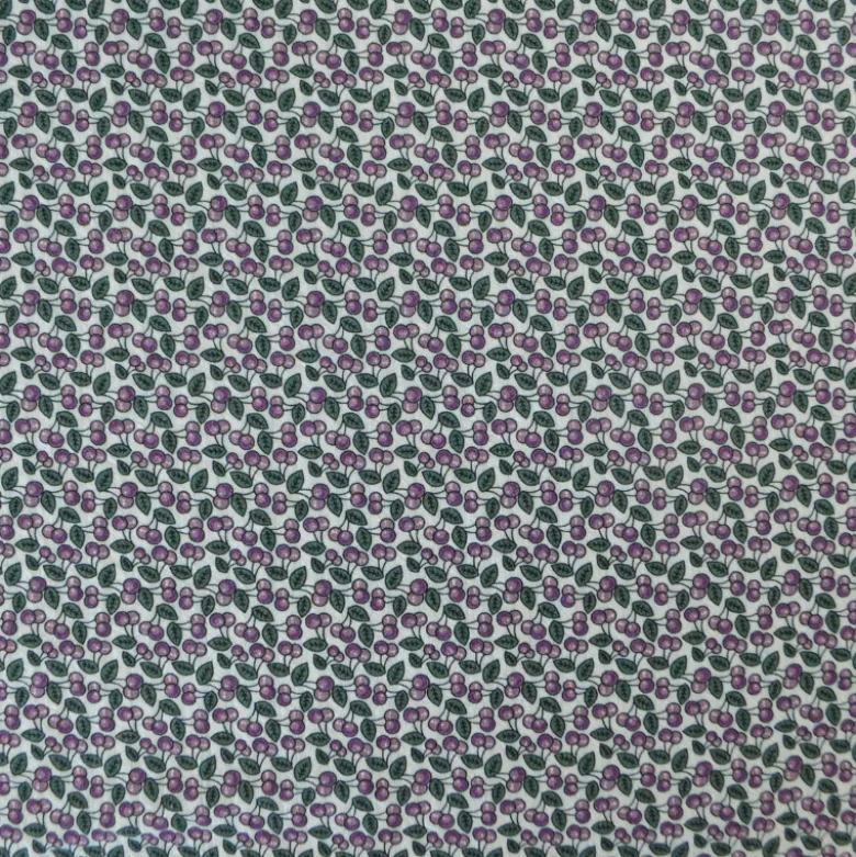 Seersucker motif cerises prune et vertes fond écru