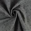Tissu antidérapant en feutre de polyester gris.