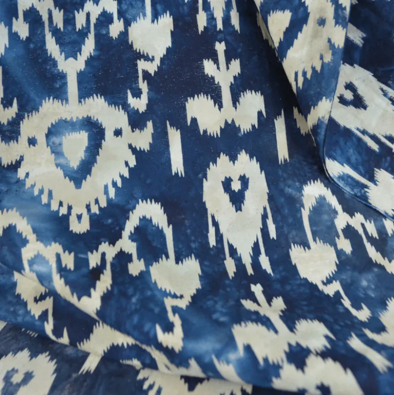 Tissu Batik "Hippy" – motif ethnique fond indigo