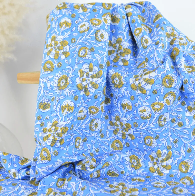 Tissu Block print Indien Barmer – Motif fleurs fond bleu