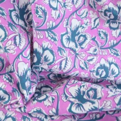 Tissu Block print Indien Churu – Motif fleurs fond rose