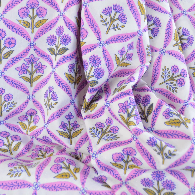 Tissu Block print Indien Mandawa – Motif fleurs lilas et blanc