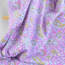 Tissu Block print Indien Pushkar – Motif fleurs fond rose
