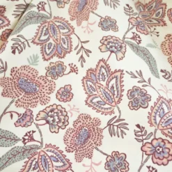 Tissu canva Khonoma type bachette motif fleurs bleues et roses fond écru