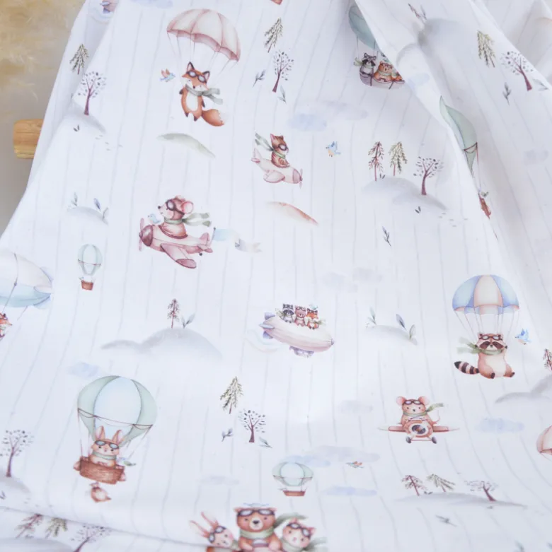 Tissu coton Aviateur motif avions, montgolfières et animaux -OEKO TEX
