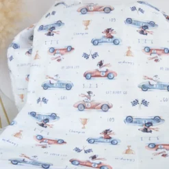 Tissu coton Course motif voitures anciennes et animaux - OEKO TEX