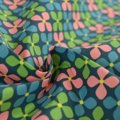 Tissu coton enduit fleurs vintage Pétrole et vert - Poppy