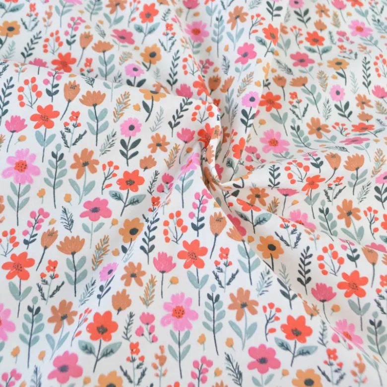 Tissu coton Enduit Maddy fleurs roses fond écru
