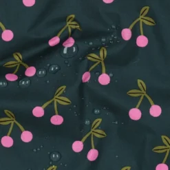 Tissu coton Enduit motifs cerises fond vert foncé