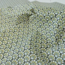 Tissu coton Gaudi écailles Olive- OEKO TEX