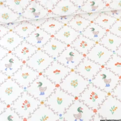 Tissu coton Haga – motif canards et petites fleurs – fond blanc