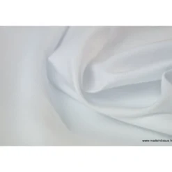 Tissu coton haut de gamme pour chemise oxford blanc