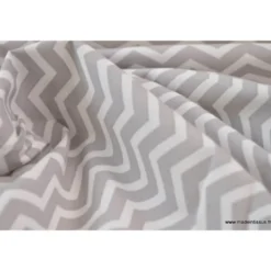 Tissu coton OEKO TEX imprimé chevrons zigzag GRIS au mètre