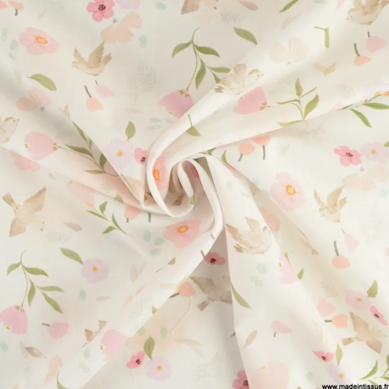 Tissu Coton Pretty motif oiseaux et fleurs rose fond blanc - OEKO TEX