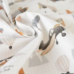 Tissu coton Roastrip motif voitures, avions, camions et hélicoptères -OEKO TEX