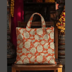 Tissu coton Sharma motif fleurs Indiennes Rouge - OEKO TEX
