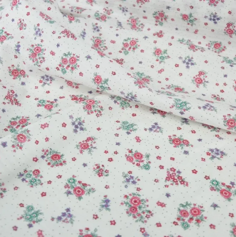 Tissu coton texturé fleurs Liberty – Blanc fond blanc