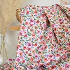 Tissu cretonne coton Honorine motif fleurs rouges et roses – OEKO TEX