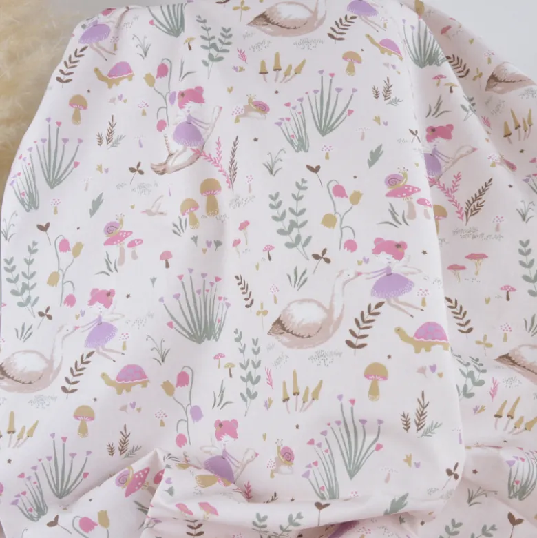 Tissu cretonne coton Maelyne motif Fées, cygnes et animaux – OEKO TEX