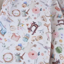 Tissu cretonne de coton Fanfreluche motif couture et mercerie - OEKO TEX
