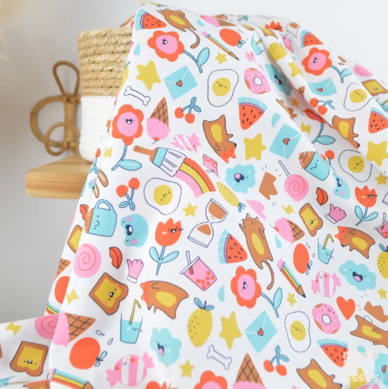 Tissu Cretonne de Coton Kawi - Motif Kawaii Multicolore