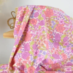 Tissu Cretonne de Coton Myrta - Motif Floral Violet, Rose et Orangé
