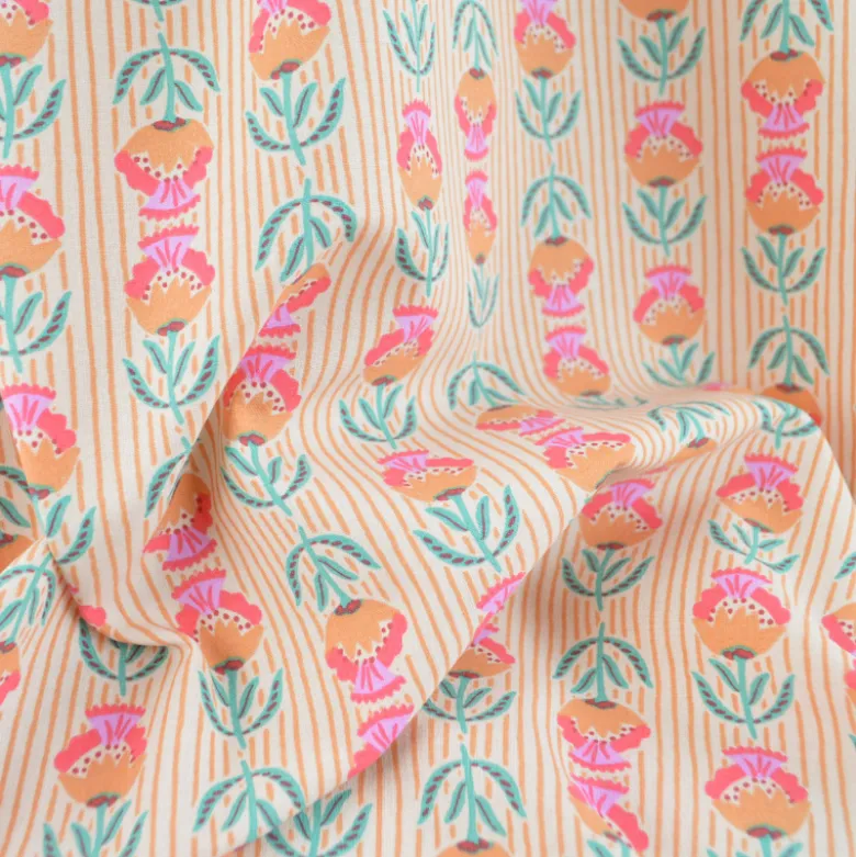 Tissu Cretonne de Coton Suri motif fleurs roses et vertes