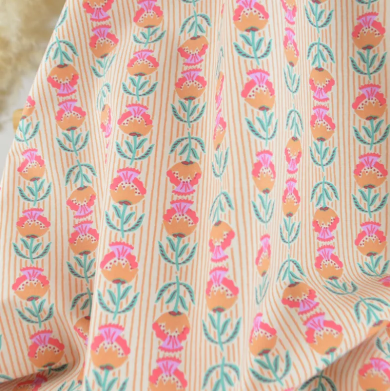 Tissu Cretonne de Coton Suri motif fleurs roses et vertes