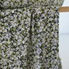 Tissu crêpe de Viscose Isée motif fleurs fond noir