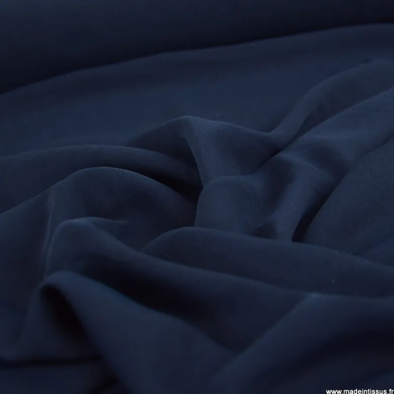 Tissu crêpe mi-lourd coloris Bleu marine - OEKO TEX