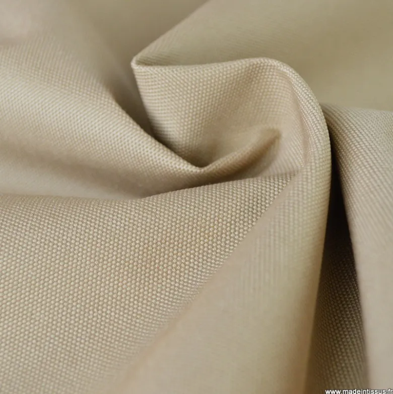Tissu d'extérieur imperméable beige clair pour protection pluie et soleil